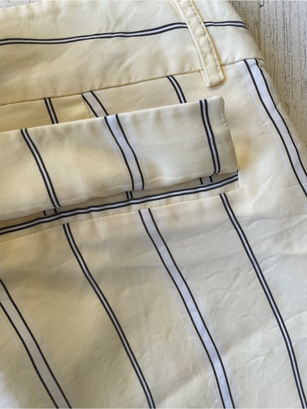 Derek Lam Light Yellow Wide-Leg Pants with Black & White Pinstripes SZ 8 EUC - Picture 10 of 15